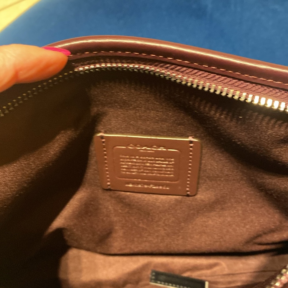 NWT Coach Raspberry Crossbody Handbag - Picture 4 of 10